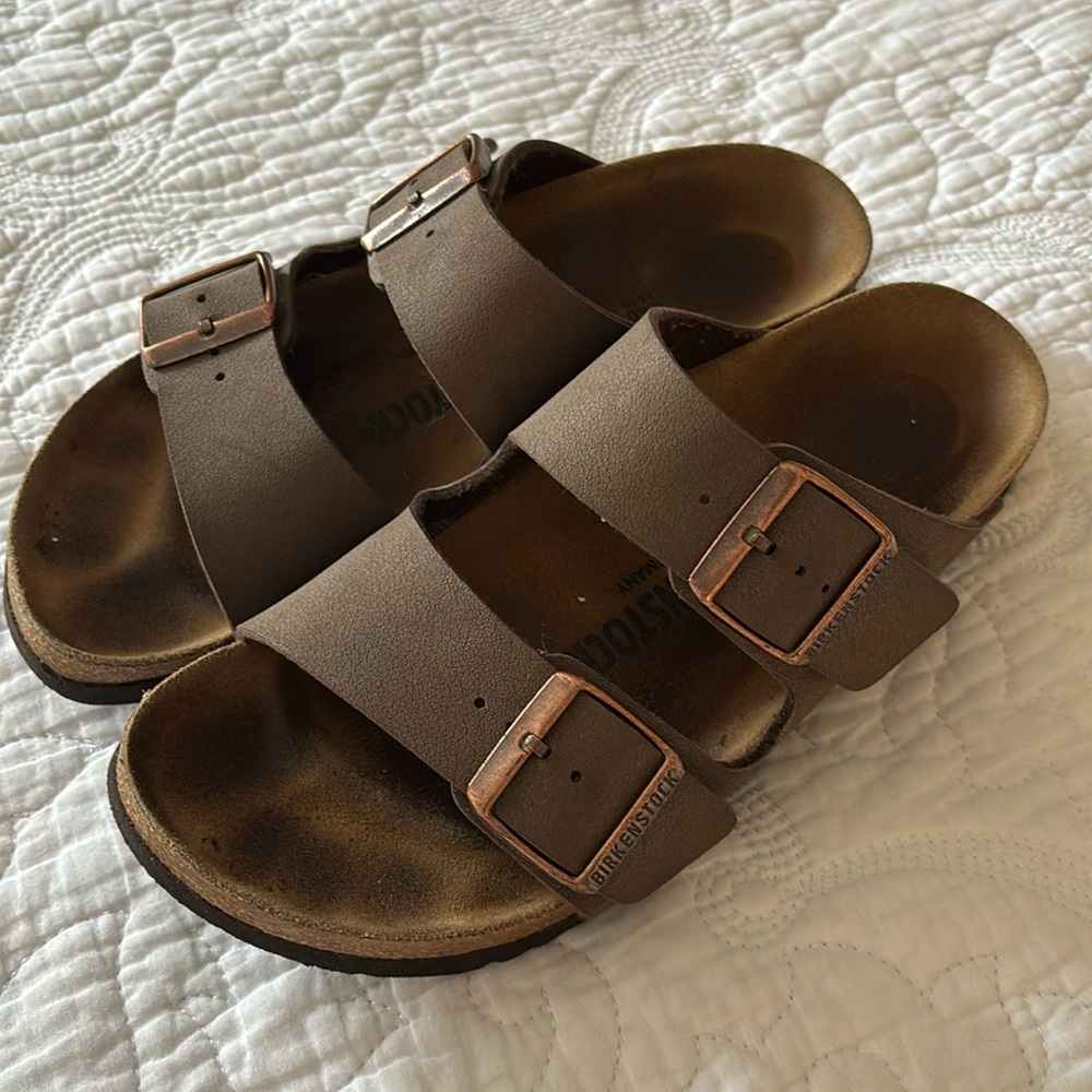 BIRKENSTOCKS - Picture 2 of 4